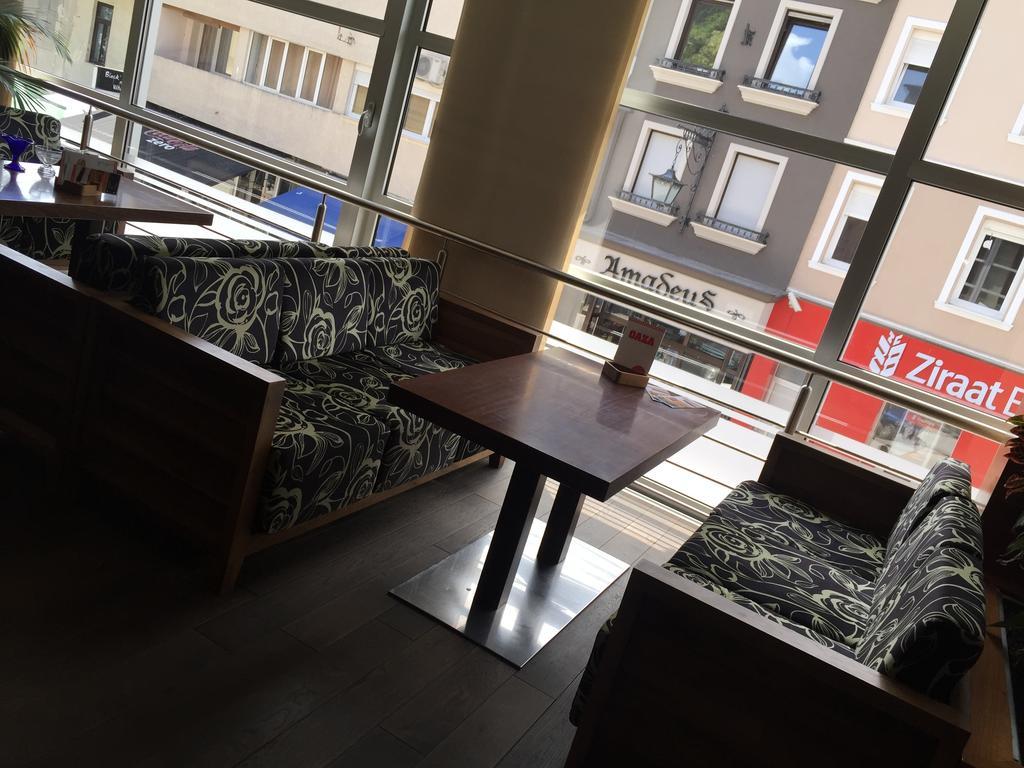 Hotel Oaza Konjic Eksteriør billede