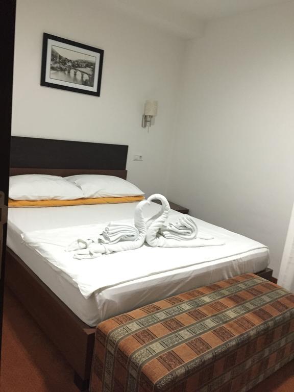 Hotel Oaza Konjic Værelse billede