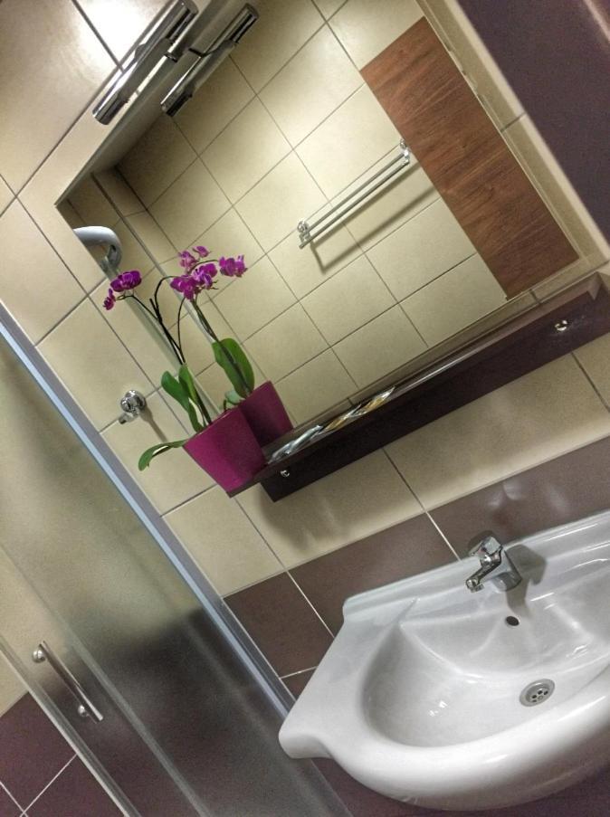 Hotel Oaza Konjic Eksteriør billede