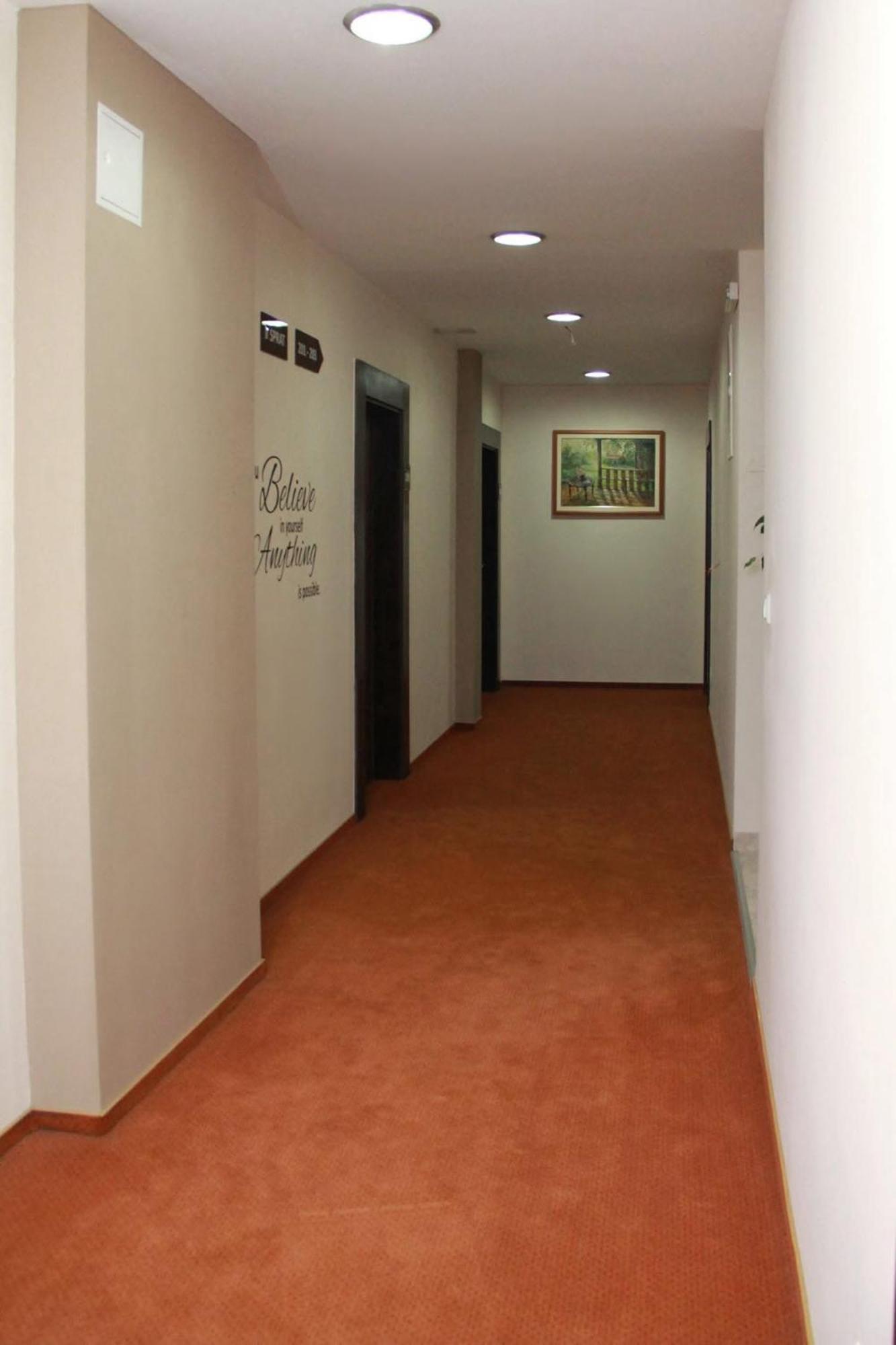 Hotel Oaza Konjic Eksteriør billede